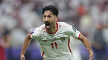 اللقاء المنتظر.. جماهير الأردن تهتف ليزن النعيمات أمام السعودية